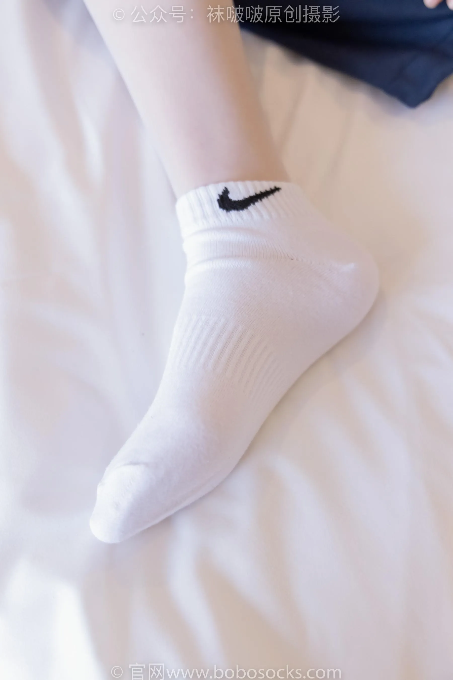 [BoBoSocks袜啵啵]NO.226 小甜豆-运动鞋、白棉袜、白丝[23] [53P]插图2